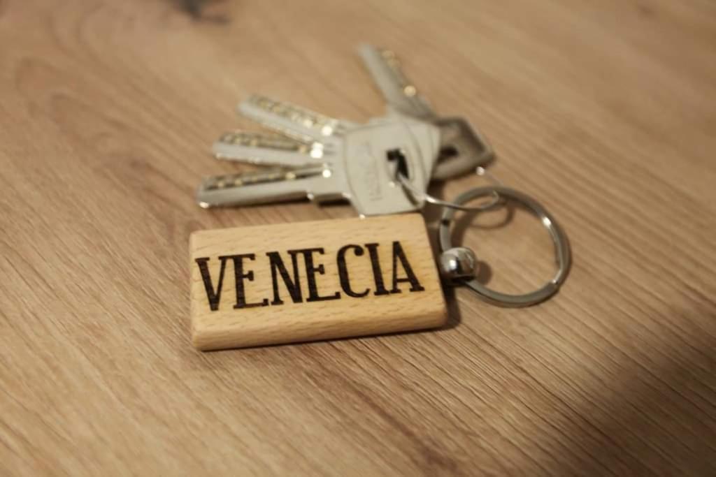Apartmani Venecia Prozor Kültér fotó